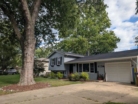 Tiny photo for 22W425 ARBOR Lane, Glen Ellyn, IL 60137 (MLS # 12490300)