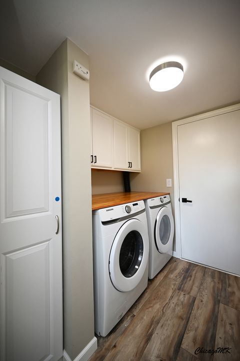 Tiny photo for 425 Locksley Drive, Streamwood, IL 60107 (MLS # 12615699)