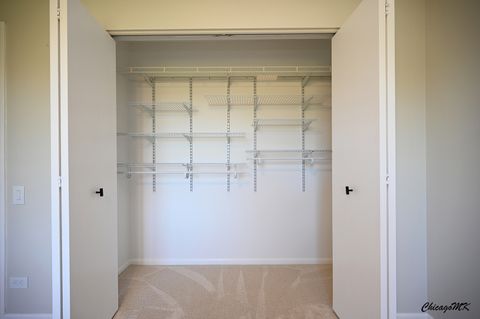 Tiny photo for 425 Locksley Drive, Streamwood, IL 60107 (MLS # 12615699)