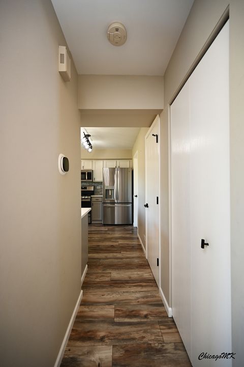 Tiny photo for 425 Locksley Drive, Streamwood, IL 60107 (MLS # 12615699)