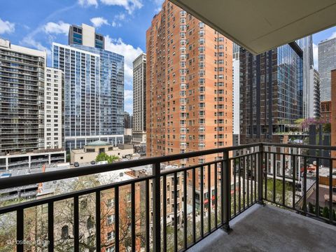 Tiny photo for 21 W Chestnut Street #901, Chicago, IL 60610 (MLS # 12627607)