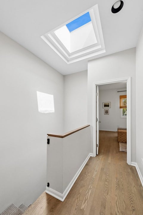 Tiny photo for 2835 N Wolcott Avenue #F, Chicago, IL 60657 (MLS # 12762132)