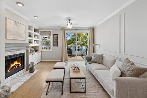 Tiny photo for 2835 N Wolcott Avenue #F, Chicago, IL 60657 (MLS # 12762132)
