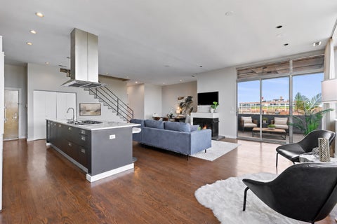 Tiny photo for 1750 N Clybourn Avenue #402, Chicago, IL 60614 (MLS # 12772044)