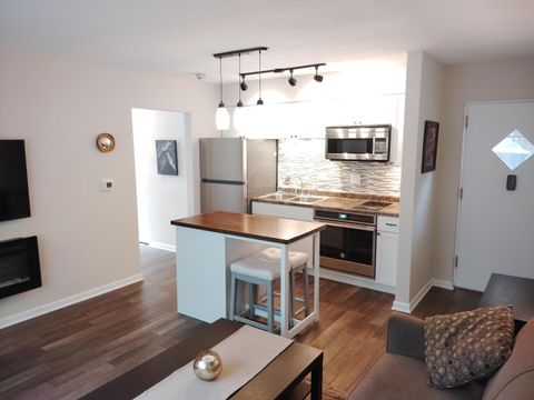 Tiny photo for 16 N Garfield Street #2A, Lombard, IL 60148 (MLS # 12656490)