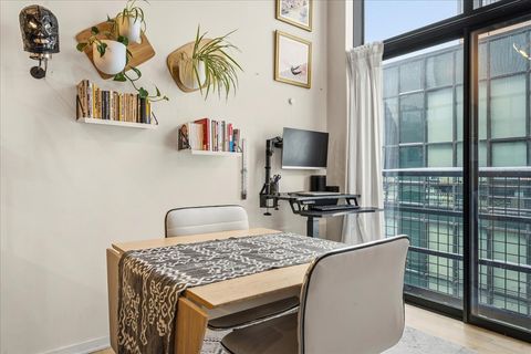 Tiny photo for 1645 W OGDEN Avenue #634, Chicago, IL 60612 (MLS # 12600075)