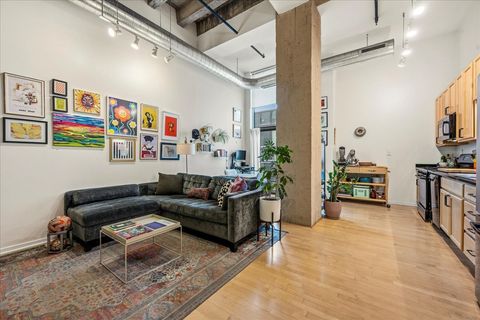 Tiny photo for 1645 W OGDEN Avenue #634, Chicago, IL 60612 (MLS # 12600075)