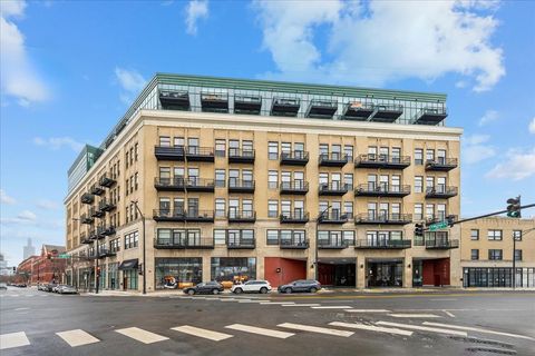 Tiny photo for 1645 W OGDEN Avenue #634, Chicago, IL 60612 (MLS # 12600075)