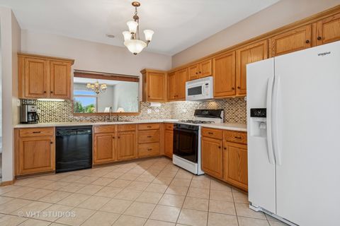 Tiny photo for 21144 W Buckeye Court, Plainfield, IL 60544 (MLS # 12463099)