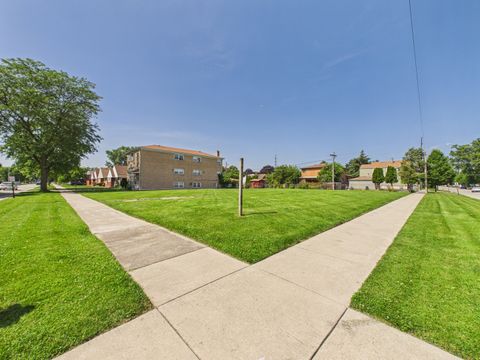 Tiny photo for 1634 N 32nd Avenue, Melrose Park, IL 60160 (MLS # 12704126)