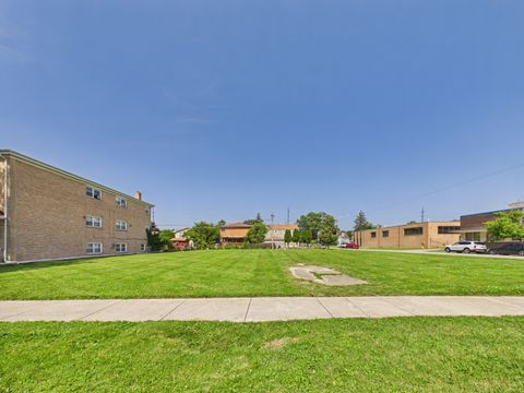 Photo of 1634 N 32nd Avenue, Melrose Park, IL 60160 (MLS # 12704126)