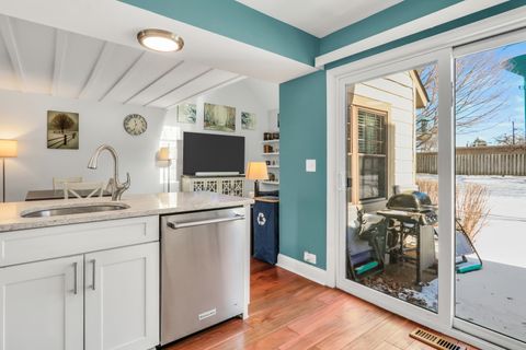 Tiny photo for 705 COLBY Court, Gurnee, IL 60031 (MLS # 12580301)