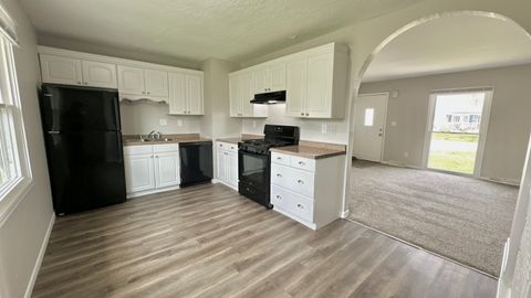 Tiny photo for 34W789 S James Drive, St. Charles, IL 60174 (MLS # 12493412)