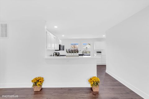 Tiny photo for 115 Fairlane Drive, Joliet, IL 60435 (MLS # 12603021)