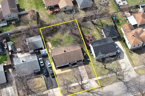 Tiny photo for 115 Fairlane Drive, Joliet, IL 60435 (MLS # 12603021)