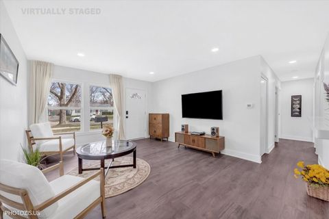 Tiny photo for 115 Fairlane Drive, Joliet, IL 60435 (MLS # 12603021)