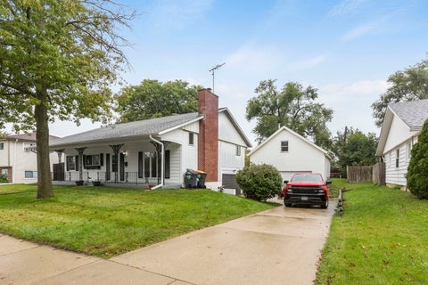 Tiny photo for 304 Andover Court, Streamwood, IL 60107 (MLS # 12766916)