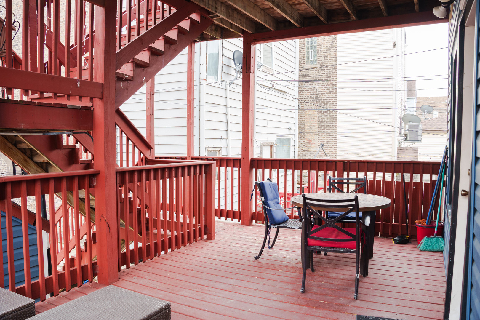 2320 S Albany Avenue