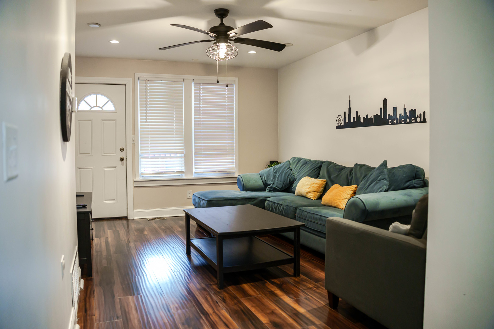 2320 S Albany Avenue