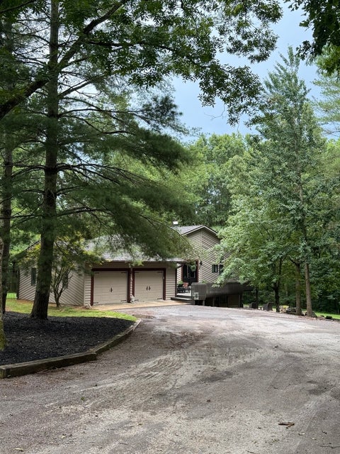 Tiny photo for 2 Trillium Lane, Murphysboro, IL 62966 (MLS # 12715915)