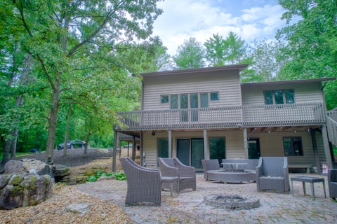 Tiny photo for 2 Trillium Lane, Murphysboro, IL 62966 (MLS # 12715915)