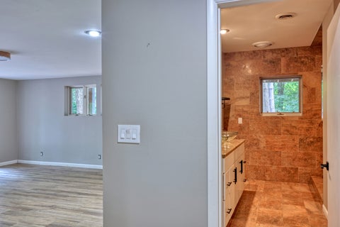 Tiny photo for 2 Trillium Lane, Murphysboro, IL 62966 (MLS # 12715915)