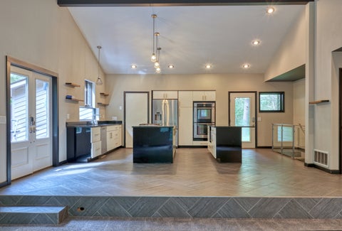 Tiny photo for 2 Trillium Lane, Murphysboro, IL 62966 (MLS # 12715915)