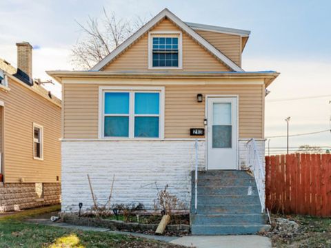 Photo of 213 153rd Place, Calumet City, IL 60409 (MLS # 12621531)