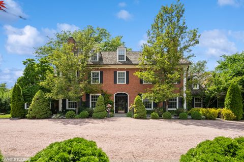 82 Woodley Road Winnetka IL 60093