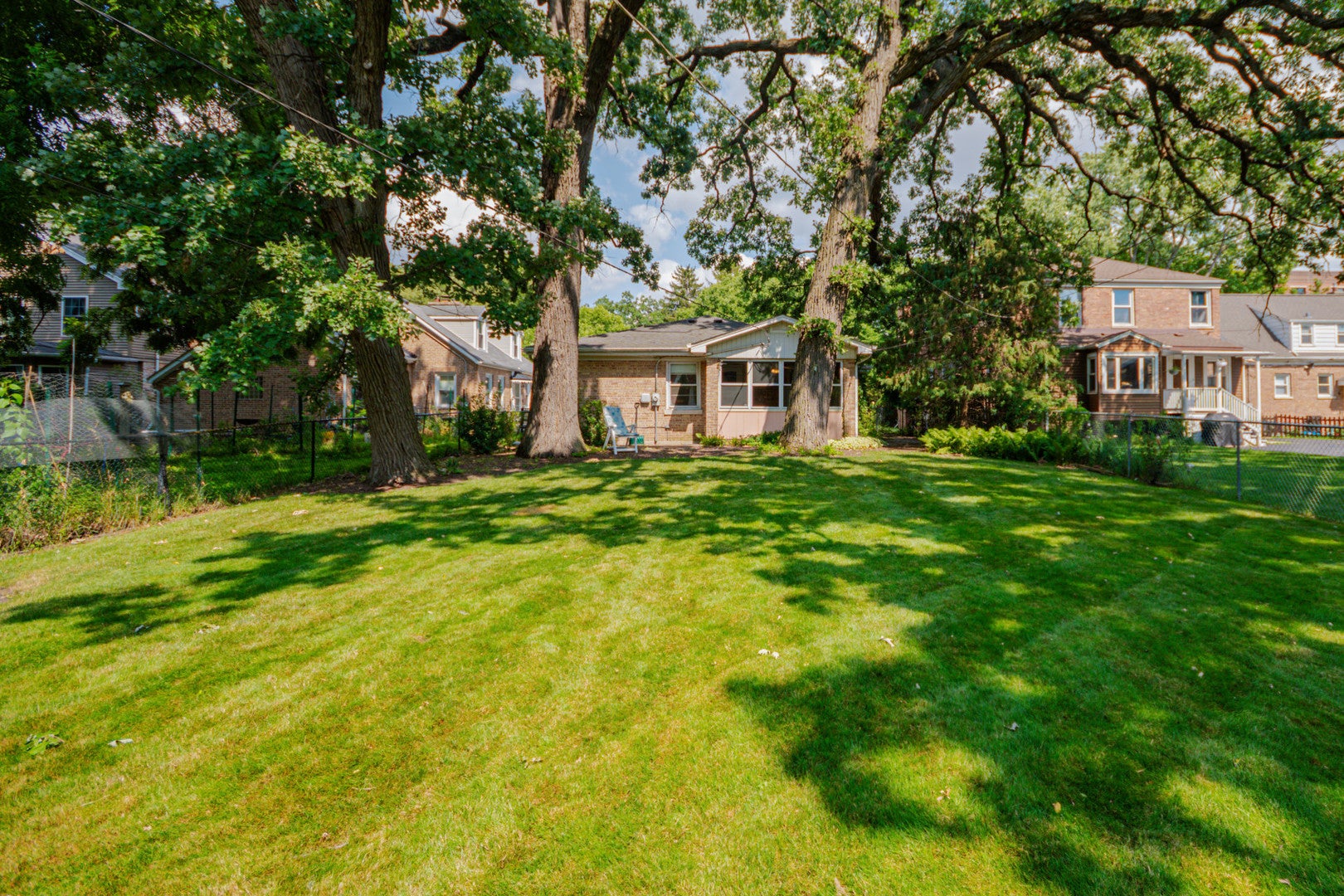22 GALE Avenue