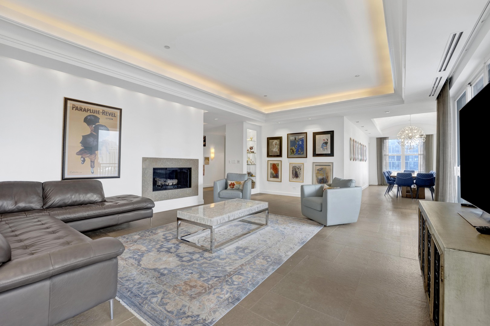 55 W DELAWARE Place 1120