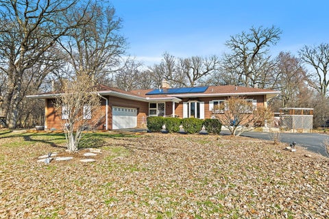 Tiny photo for 435 Forest Trail, Oak Brook, IL 60523 (MLS # 12684078)