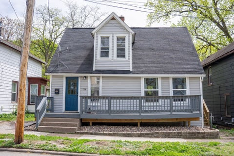 Photo of 1194 23RD Street, Moline, IL 61265 (MLS # 12650177)