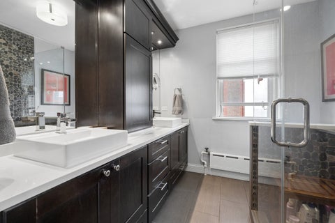 Tiny photo for 5000 S East End Avenue #15C, Chicago, IL 60615 (MLS # 12761034)