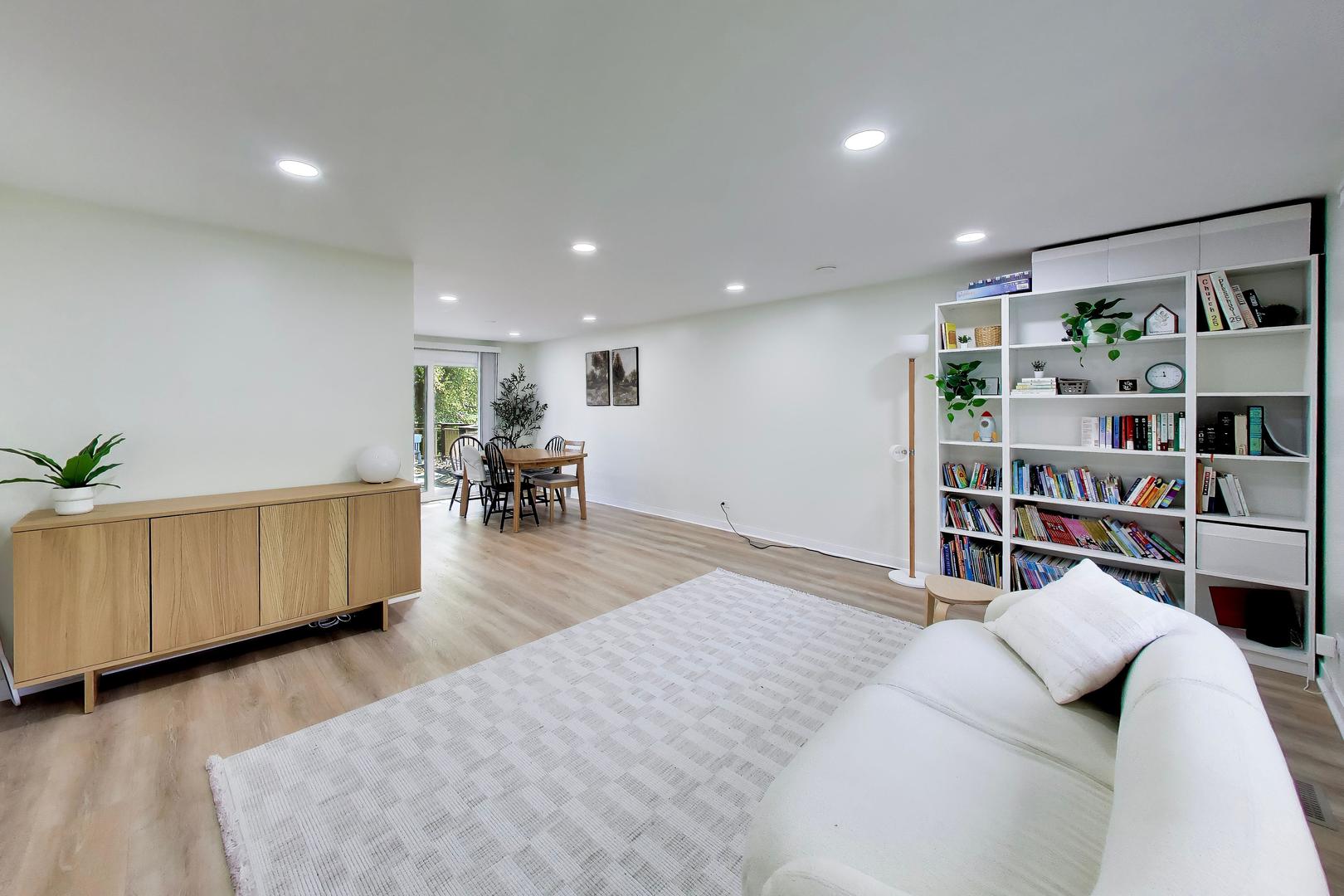 713 Slingerland Drive