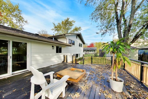 Tiny photo for 713 Slingerland Drive, Schaumburg, IL 60193 (MLS # 12794931)