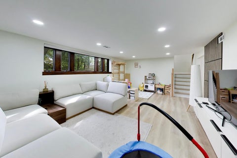 Tiny photo for 713 Slingerland Drive, Schaumburg, IL 60193 (MLS # 12794931)