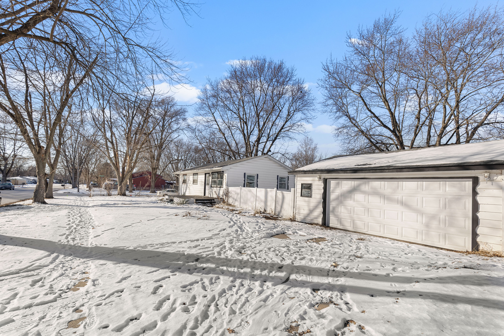 222 LIBERTY Boulevard