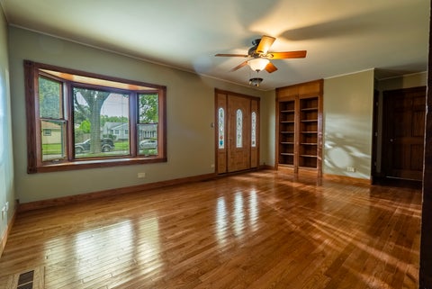 Tiny photo for 3305 Pheasant Drive, Rolling Meadows, IL 60008 (MLS # 12780495)