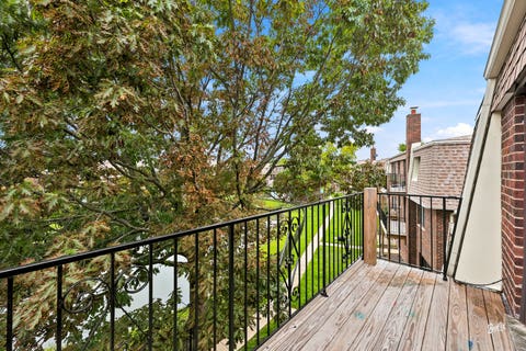 Tiny photo for 1422 Carol Court #3A, Palatine, IL 60074 (MLS # 12730774)