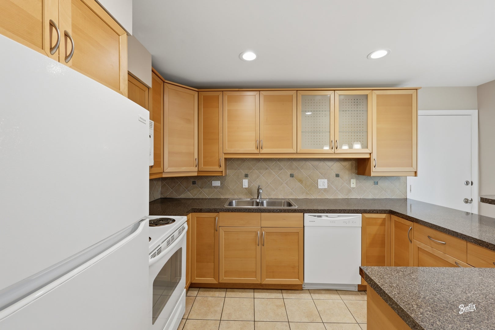 1422 Carol Court 3A