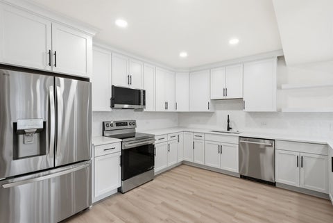 Tiny photo for 6303 Julie Court, Lisle, IL 60532 (MLS # 12687943)