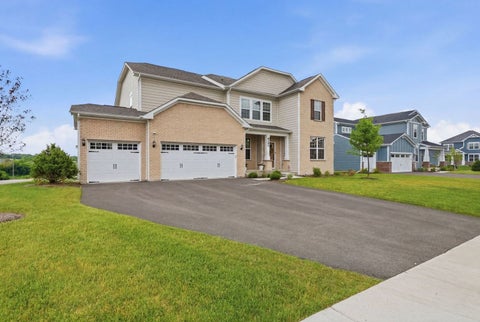 Tiny photo for 6303 Julie Court, Lisle, IL 60532 (MLS # 12687943)
