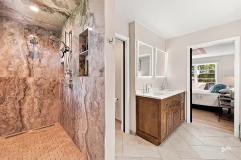 Tiny photo for 4 W Suffield Drive, Arlington Heights, IL 60004 (MLS # 12752671)