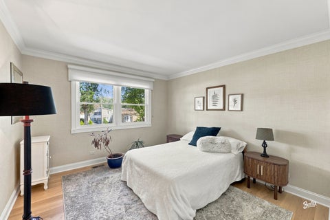 Tiny photo for 4 W Suffield Drive, Arlington Heights, IL 60004 (MLS # 12752671)