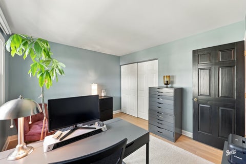 Tiny photo for 4 W Suffield Drive, Arlington Heights, IL 60004 (MLS # 12752671)