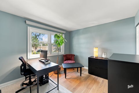 Tiny photo for 4 W Suffield Drive, Arlington Heights, IL 60004 (MLS # 12752671)