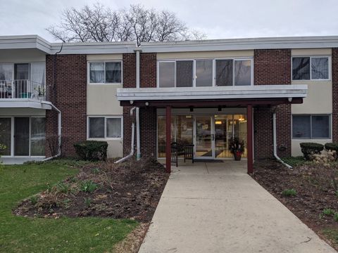 Photo of Wheeling, IL 60090 (MLS # 12609782)