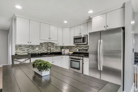 Tiny photo for 1910 Gabriel Avenue, Zion, IL 60099 (MLS # 12656827)