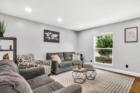 Tiny photo for 1910 Gabriel Avenue, Zion, IL 60099 (MLS # 12656827)